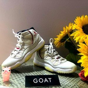 BLACK FRIDAY 35% SALE! Air Jordan 11 High “Platinum Tint” Size 6.5Y Wmn 8